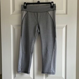 Aeropostale Live Love Dream Athletic Cropped Leggings